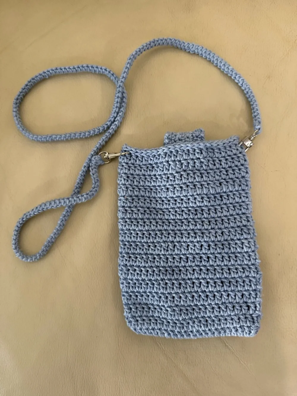 Light Blue Crochet Crossbody Phone Bag with Floral Front - Picture 3 of 3
